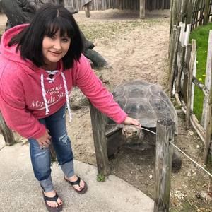 Meet your Posher, Candy